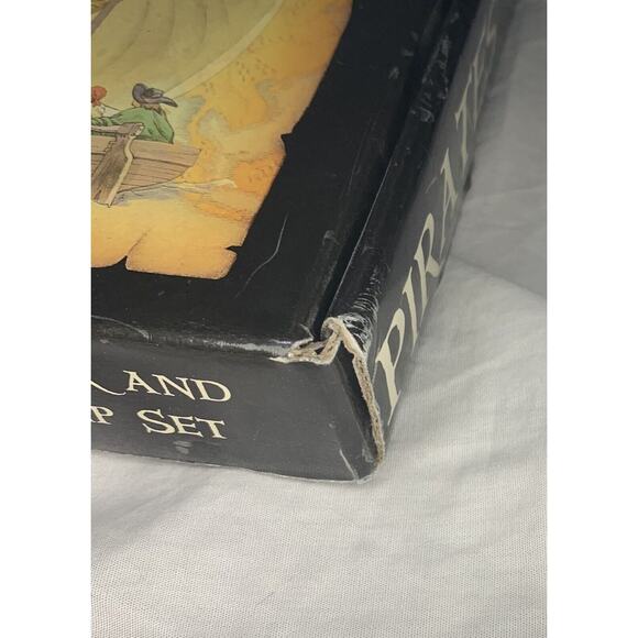 Pirate Model Ship Kit Pirates On The High Seas Book & Ship Set 2007 Wood NIP - Picture 4 of 8